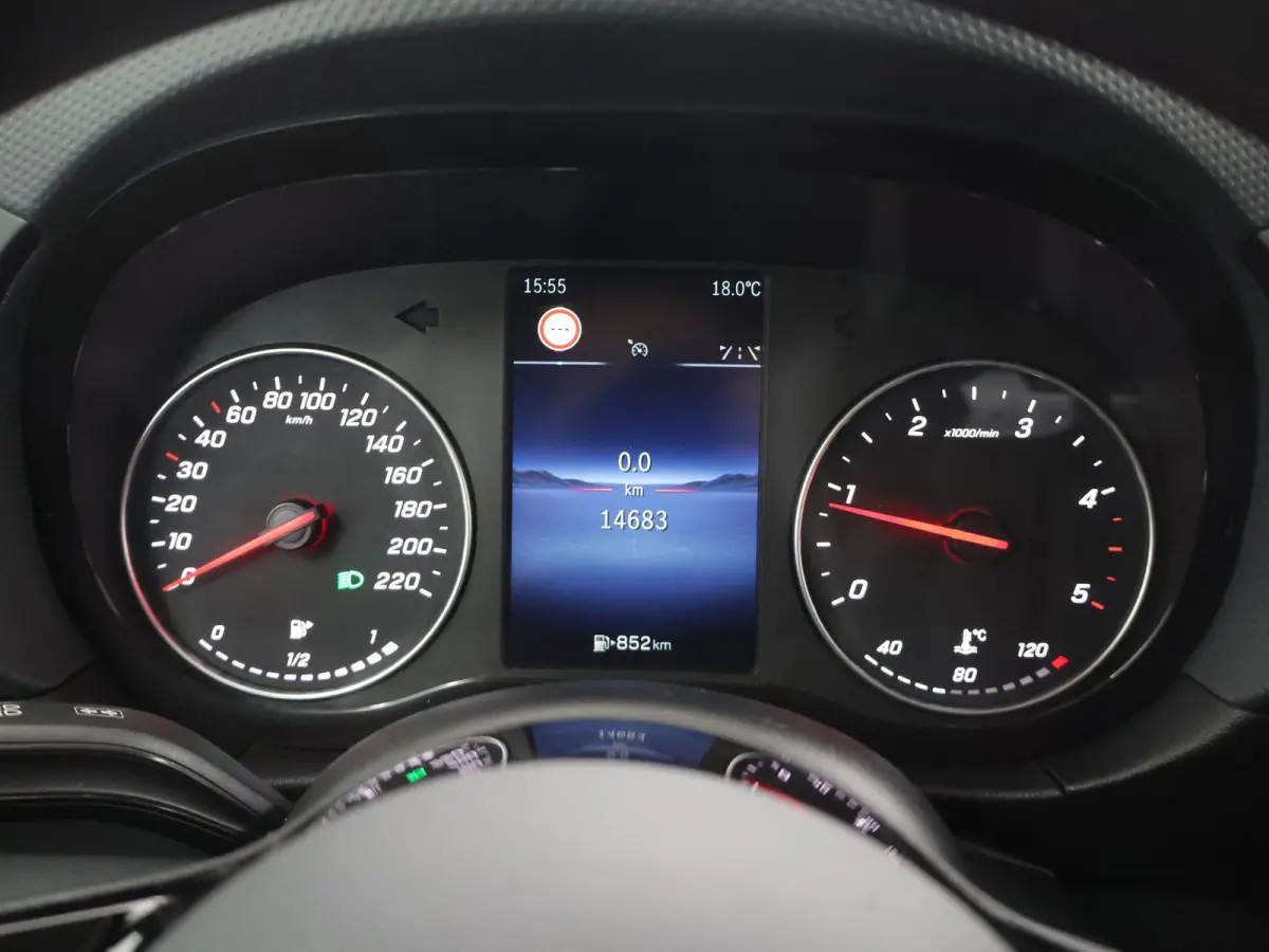 110 CDI | 95 PK | L2 | Parkeercamera | Bluetooth | Cruise Control | Certified