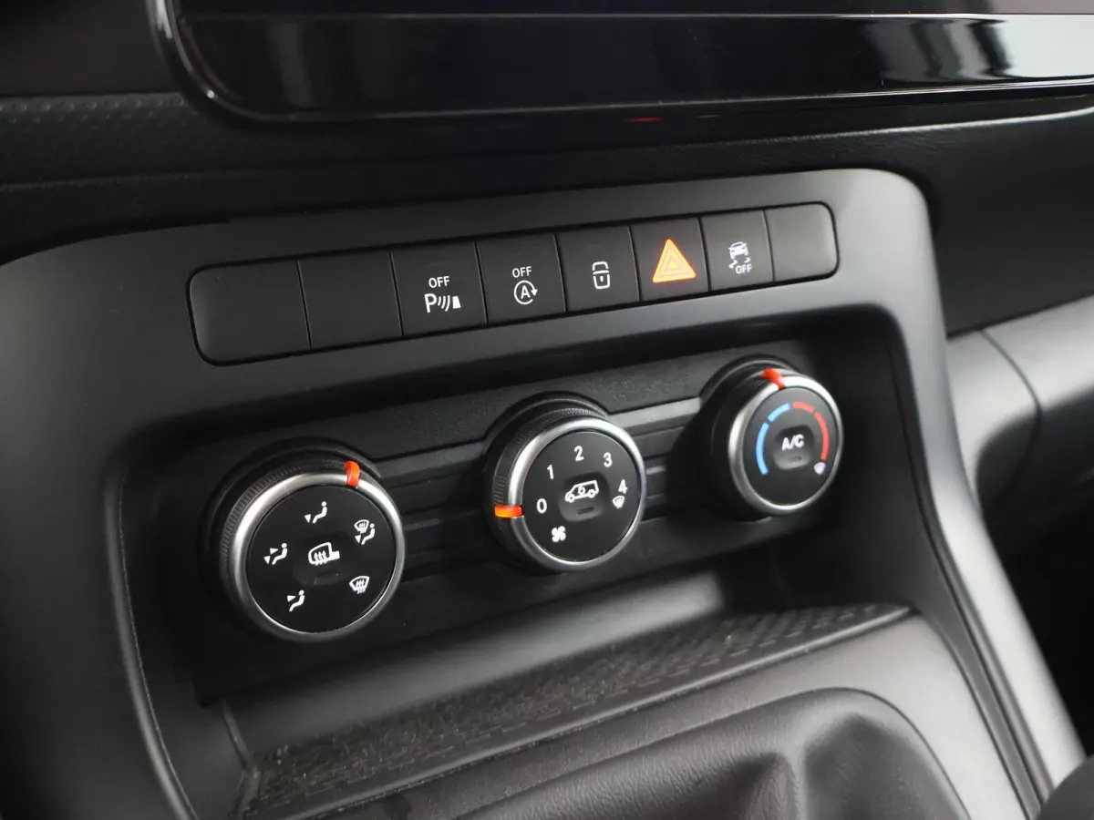 110 CDI | 95 PK | L2 | Parkeercamera | Bluetooth | Cruise Control | Certified