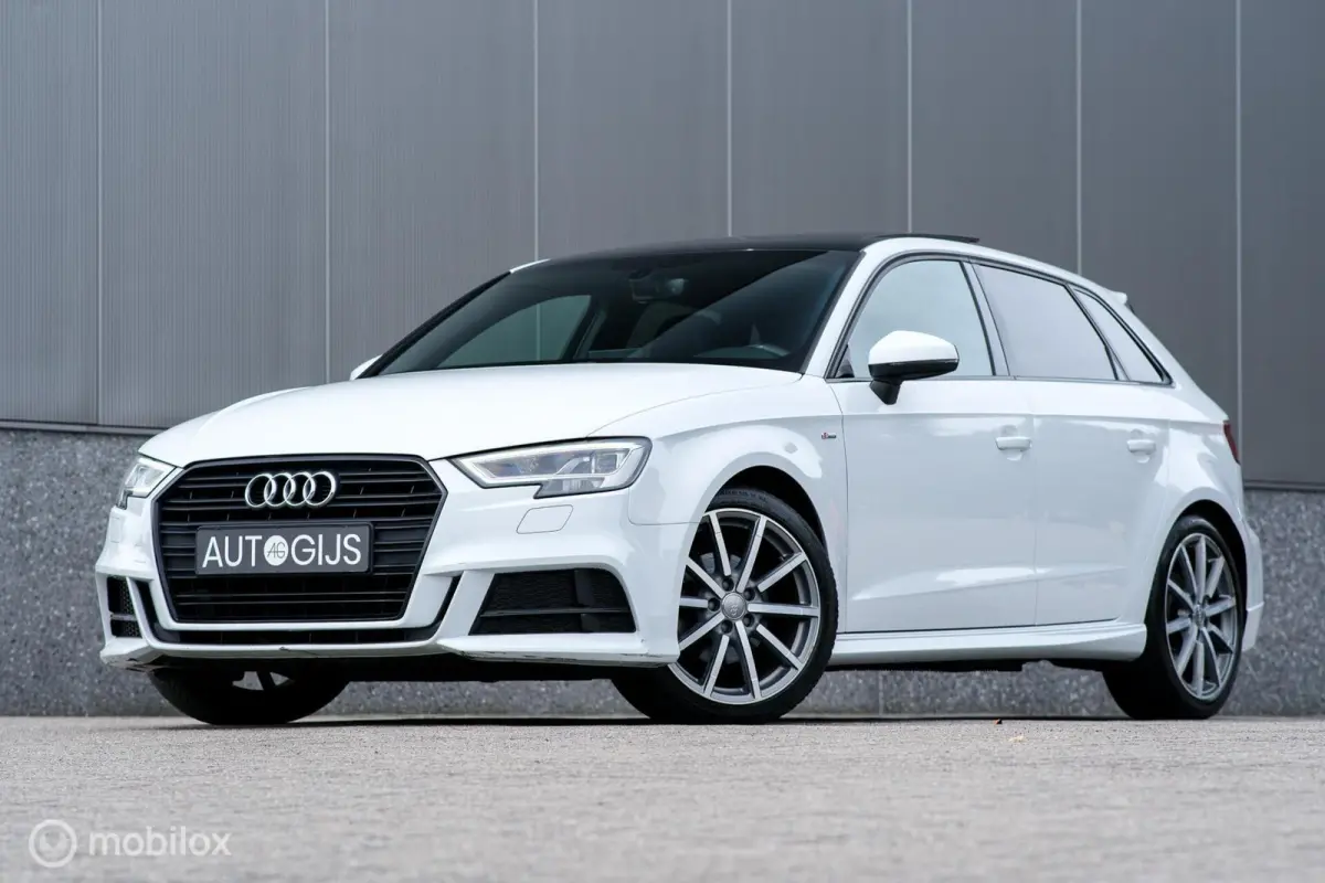 1.5 TFSI Sport S Line Edition | Panorama | Automaat | Sportstoelen | LED | NAP NL auto |