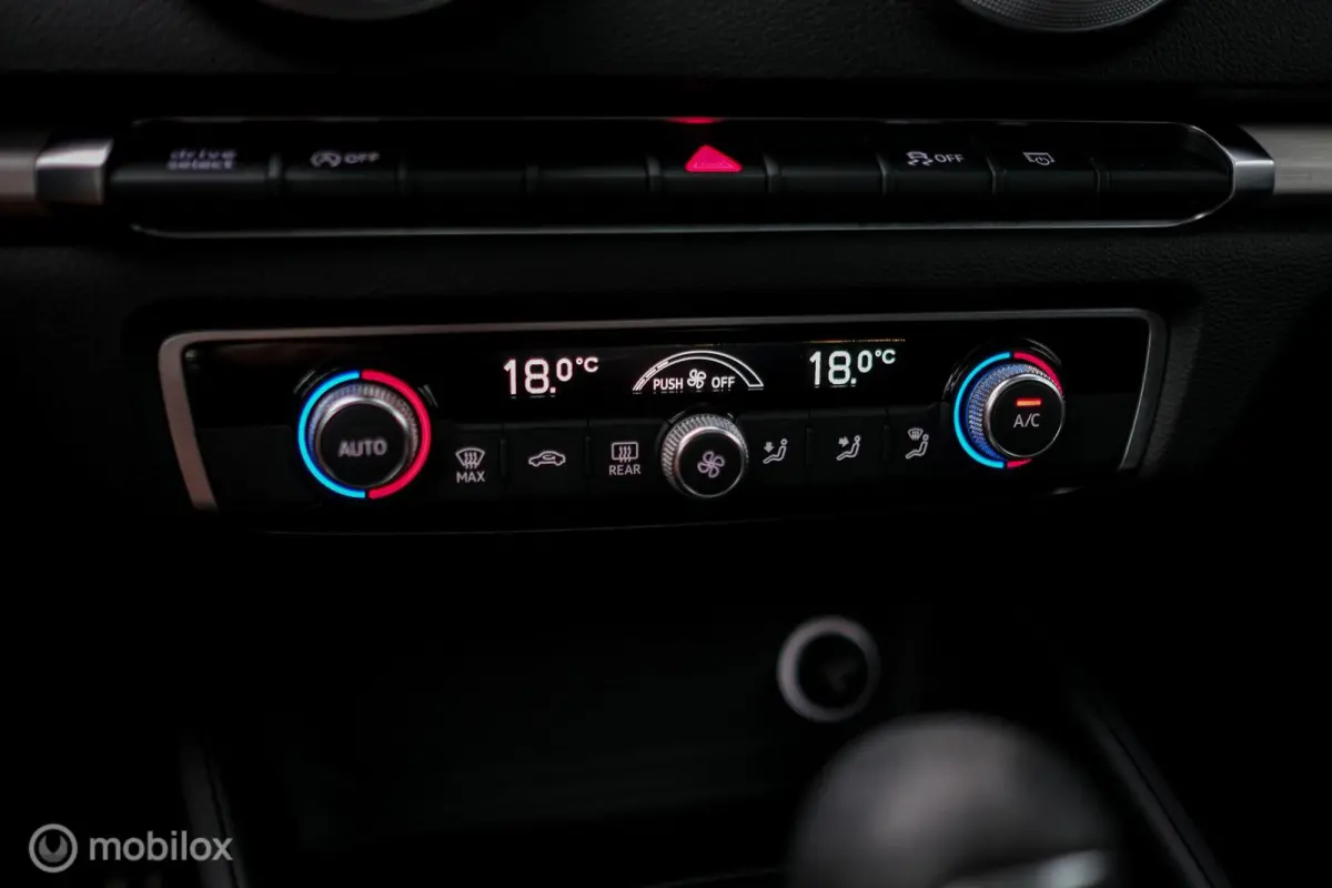 1.5 TFSI Sport S Line Edition | Panorama | Automaat | Sportstoelen | LED | NAP NL auto |