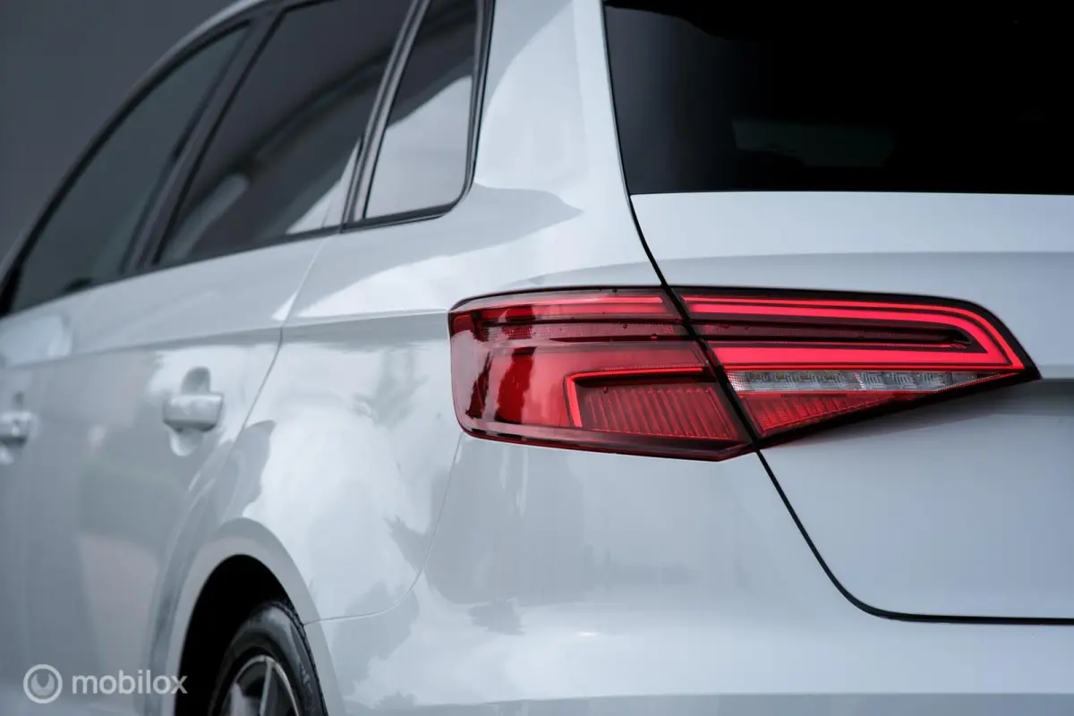 1.5 TFSI Sport S Line Edition | Panorama | Automaat | Sportstoelen | LED | NAP NL auto |