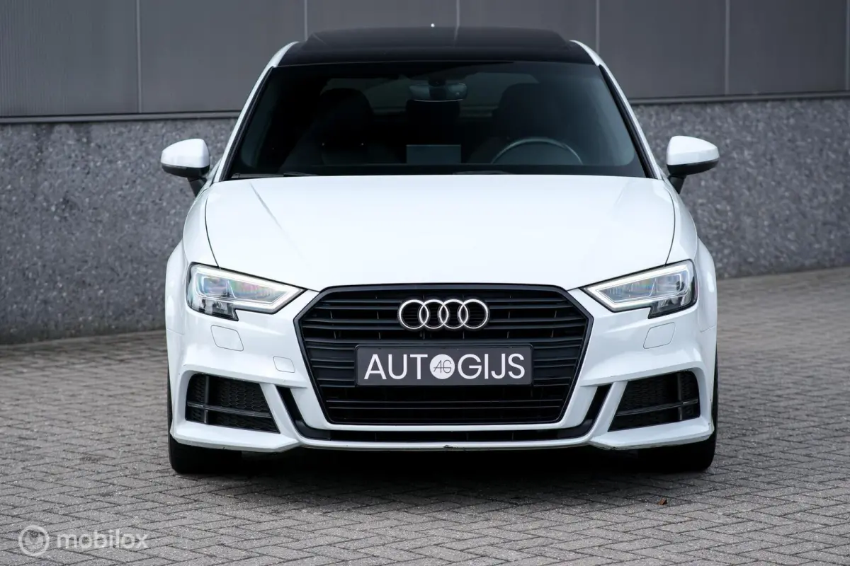 1.5 TFSI Sport S Line Edition | Panorama | Automaat | Sportstoelen | LED | NAP NL auto |