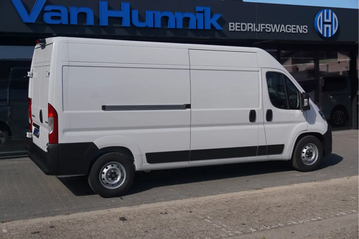 35 2.2 EAT8 140PK Automaat L3H2 BPM VRIJ!! 10" Navi, Climate, Camera, LED, 270º Deur Betimmering!! NR. J075*