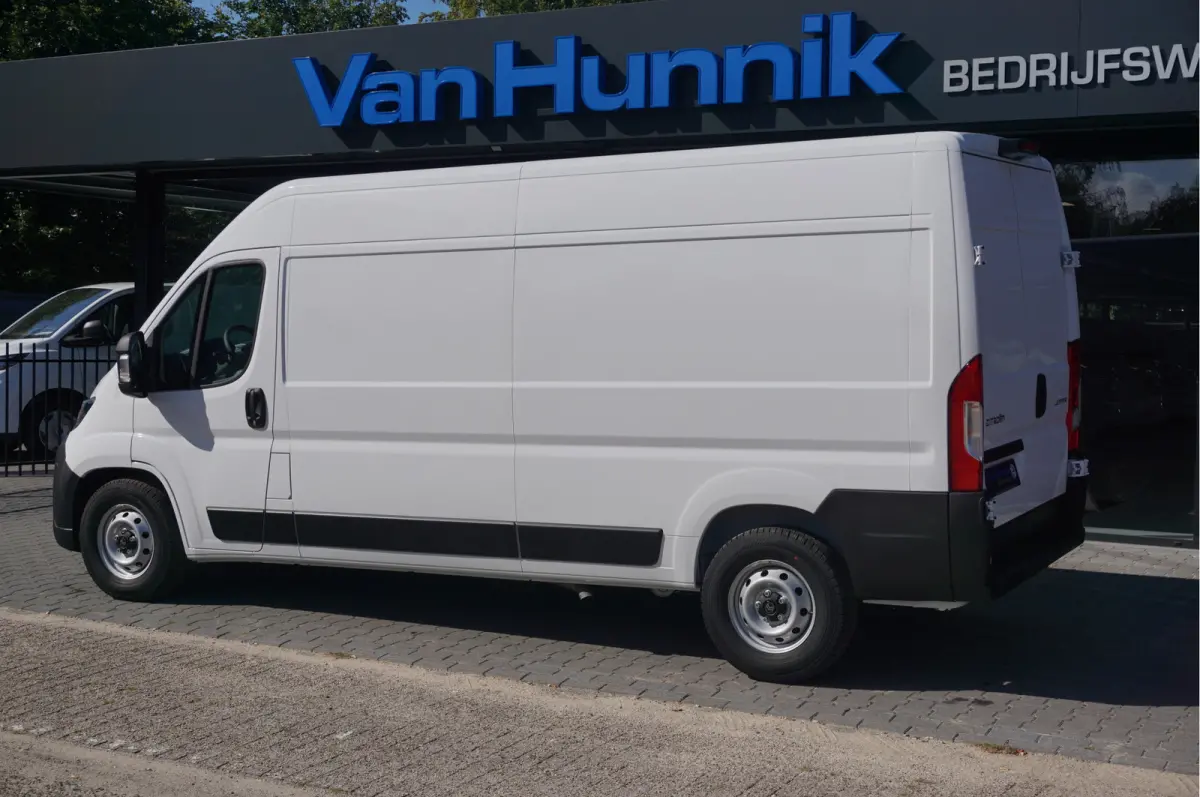 35 2.2 EAT8 140PK Automaat L3H2 BPM VRIJ!! 10" Navi, Climate, Camera, LED, 270º Deur Betimmering!! NR. J075*