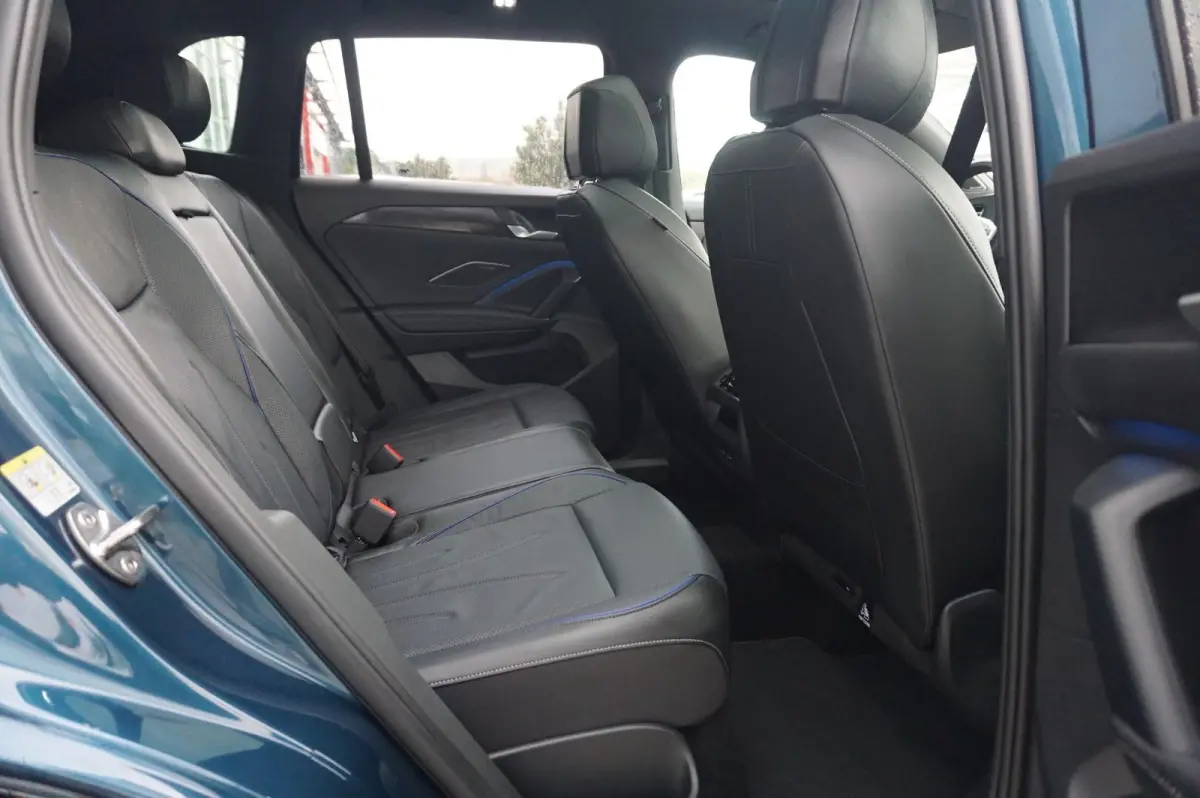 1.5 eHybrid 272pk R-Line Edition | SoH 95% | Panoramadak | Trekhaak | Leren Interieur