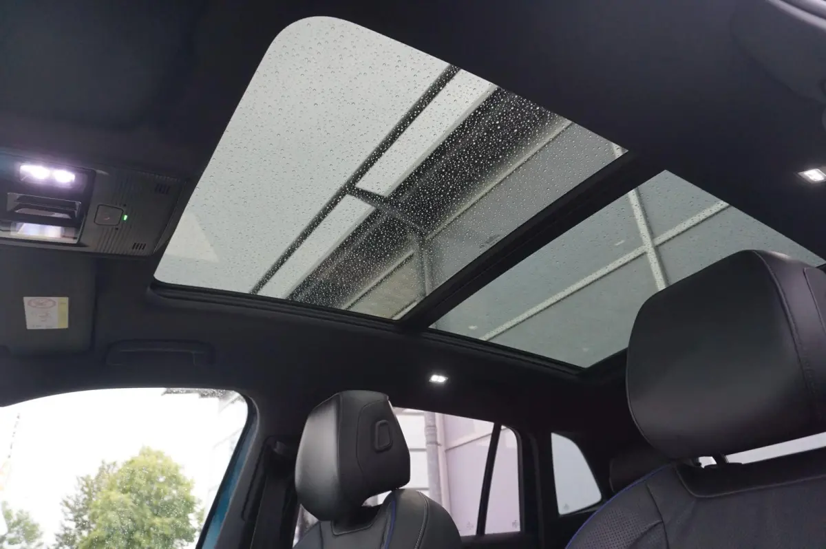 1.5 eHybrid 272pk R-Line Edition | SoH 95% | Panoramadak | Trekhaak | Leren Interieur