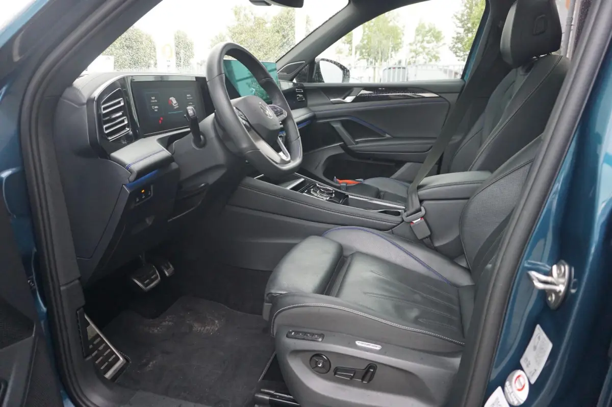 1.5 eHybrid 272pk R-Line Edition | SoH 95% | Panoramadak | Trekhaak | Leren Interieur