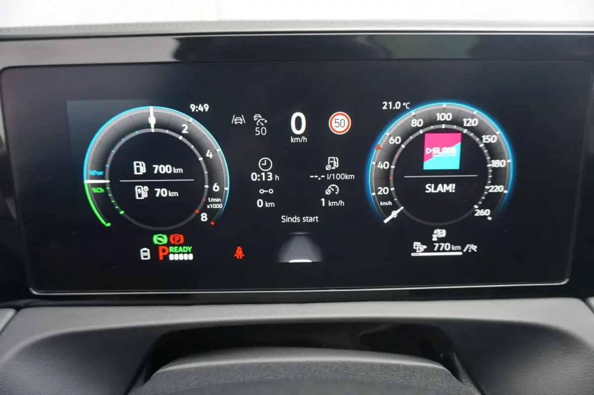 1.5 eHybrid 272pk R-Line Edition | SoH 95% | Panoramadak | Trekhaak | Leren Interieur