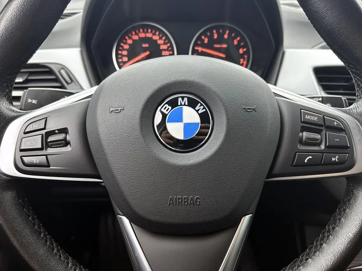 sDrive20i