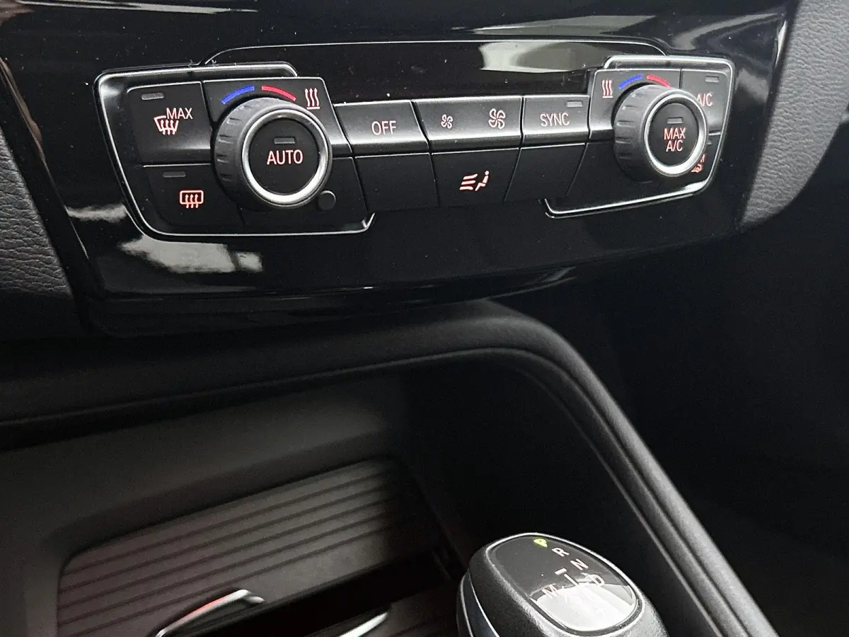 sDrive20i