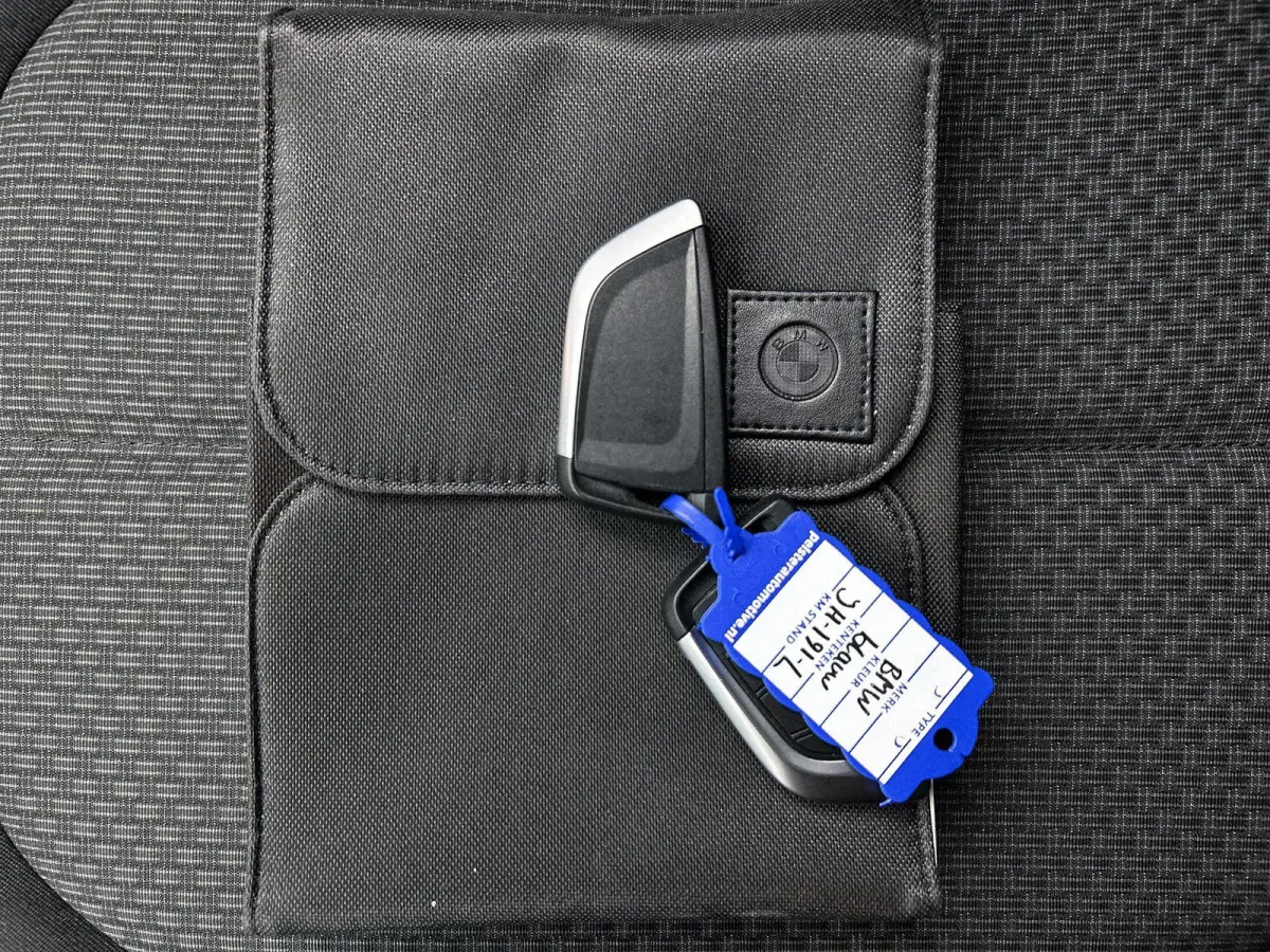 sDrive20i