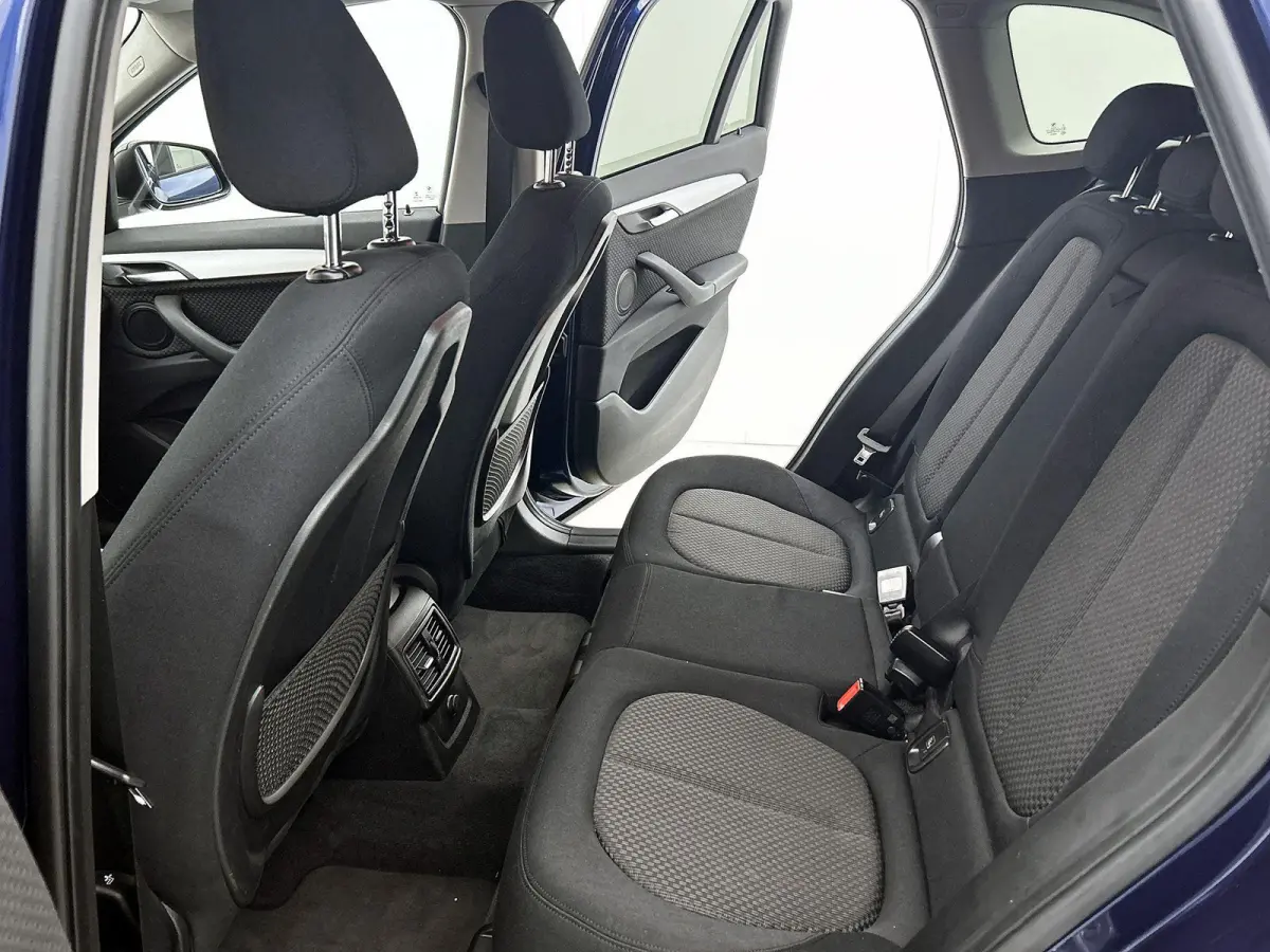 sDrive20i