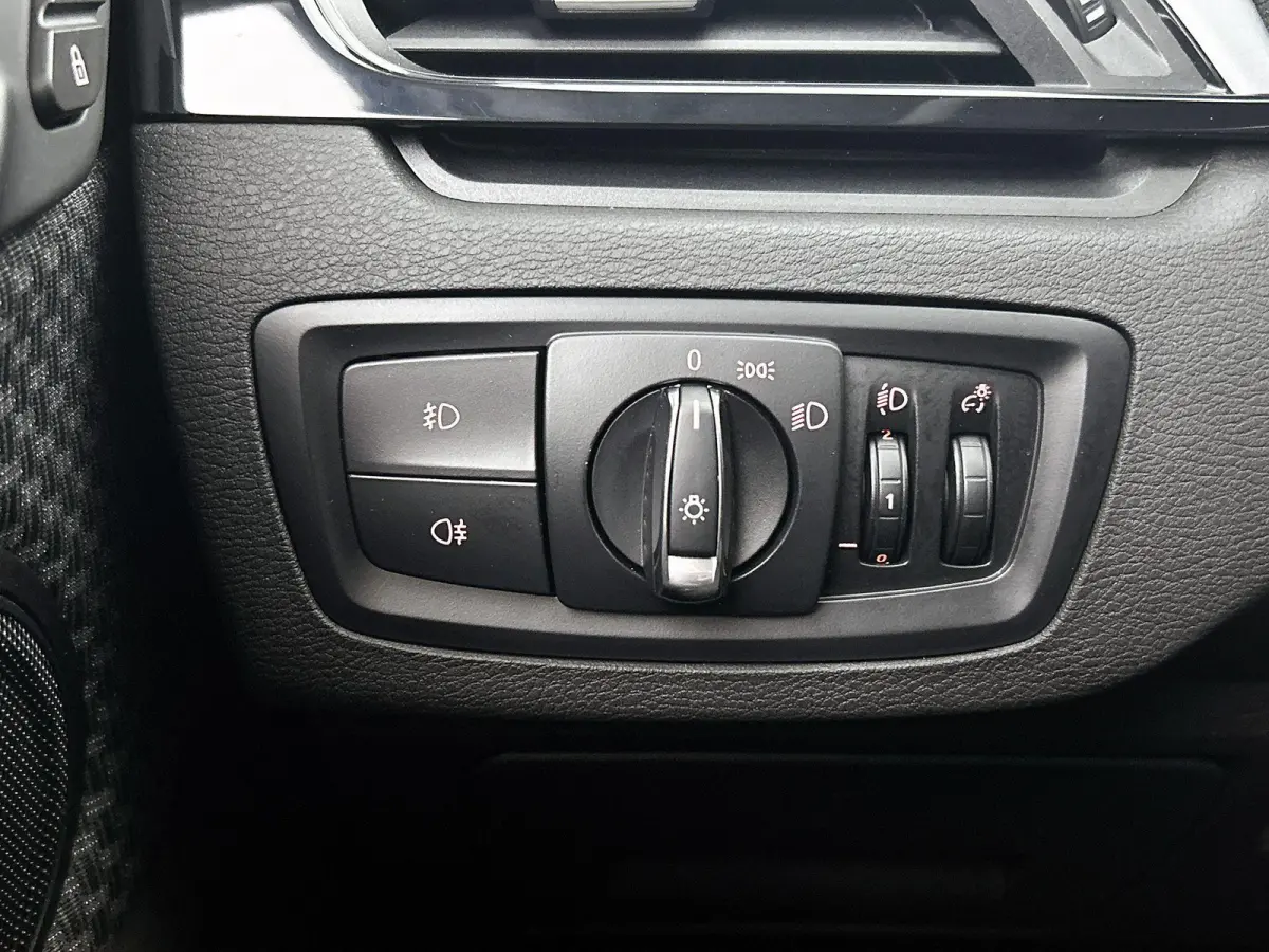 sDrive20i
