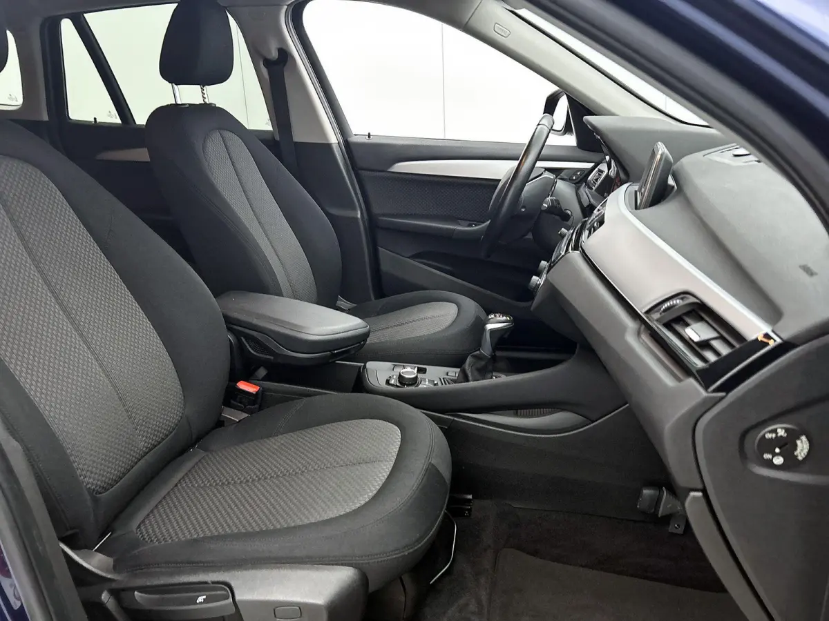 sDrive20i
