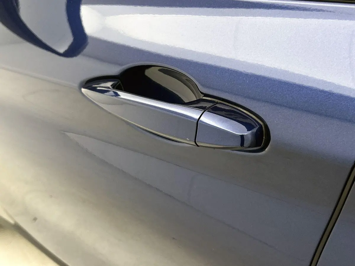 sDrive20i