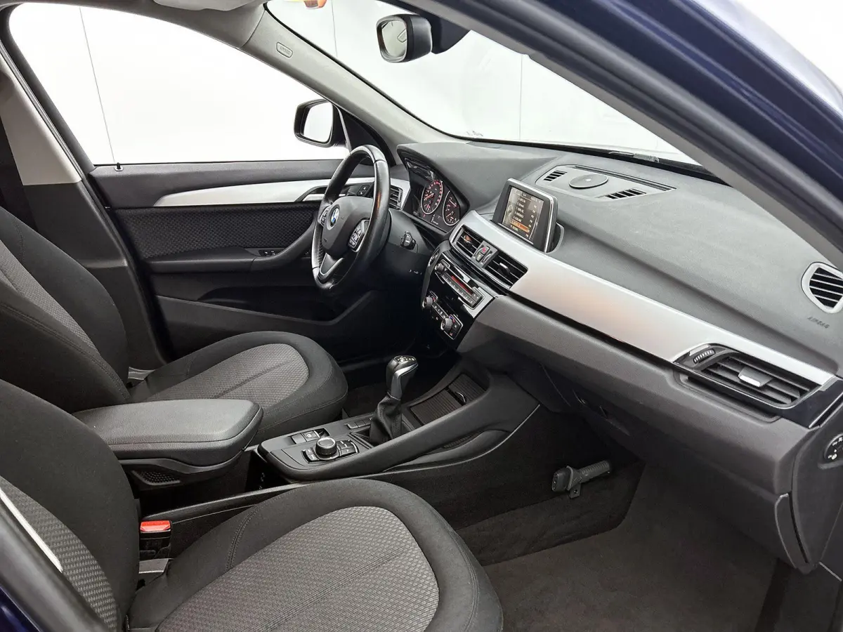 sDrive20i