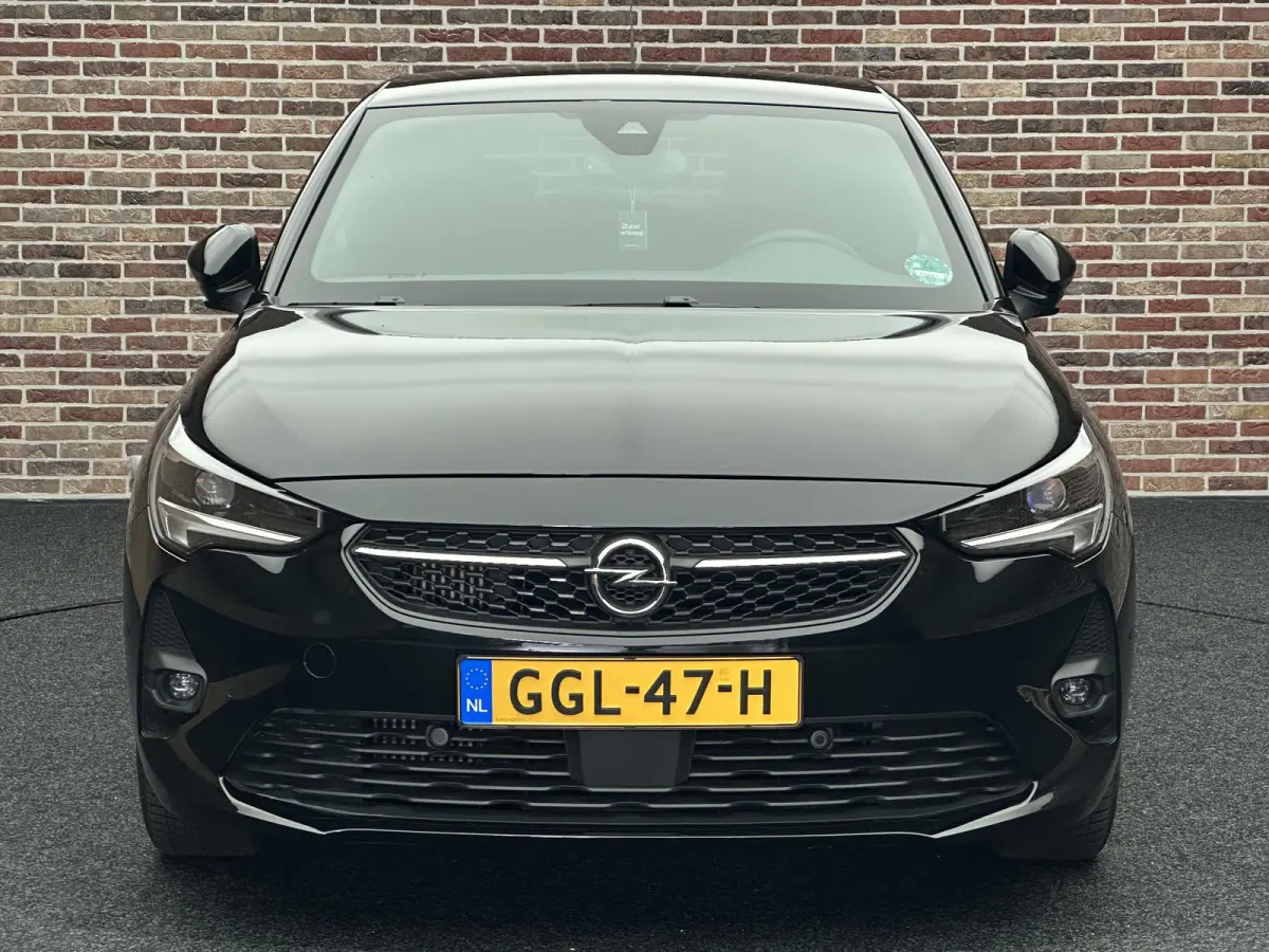 1.2 Level 4 Ultimate pack Alcantara Camera Massage Lane assist Carplay