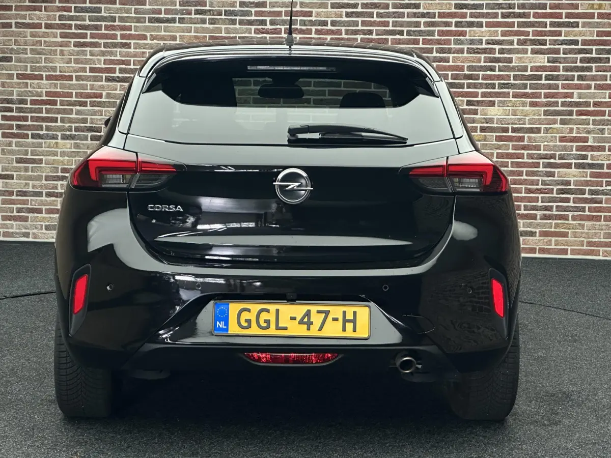 1.2 Level 4 Ultimate pack Alcantara Camera Massage Lane assist Carplay