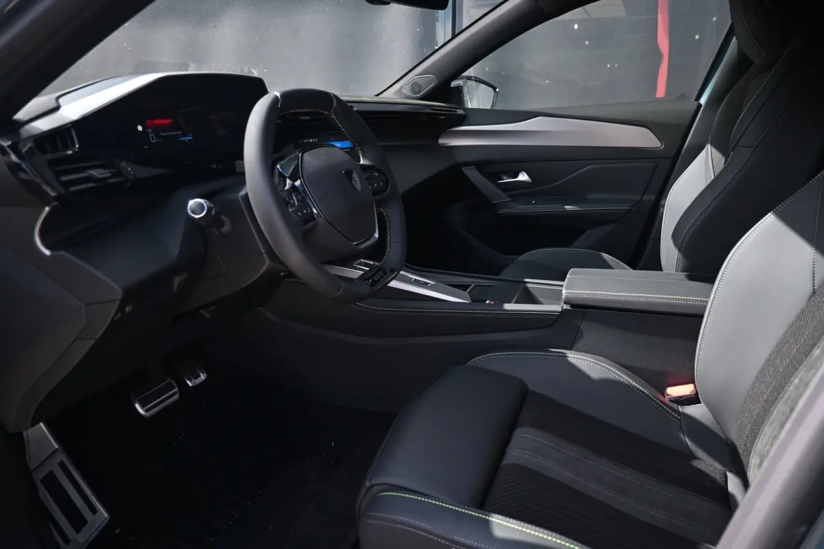 GT 58 kWh DEMO-DEAL! | Adaptief Cruise Control | Dodehoek Detectie | Warmtepomp | Elektr & Massage stoelen voor | Navi by App |