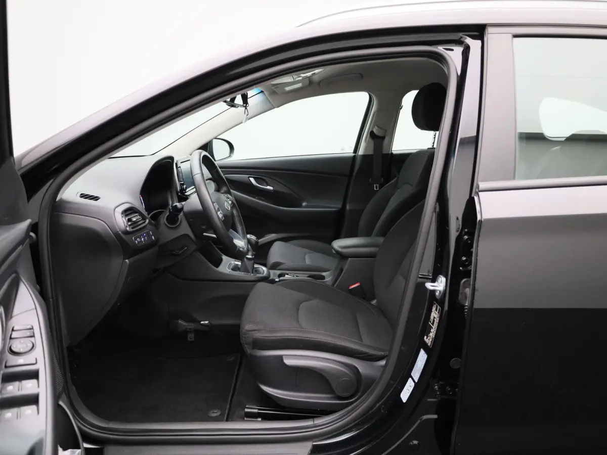 1.0 T-GDi MHEV Comfort | APPLE CARPLAY | ANDROID AUTO | ACHTERUITRIJCAMERA | CRUISE CONTROL | CLIMATE CONTROL | DAB RADIO | MULTIFUNCTIONEEL STUURWIEL |