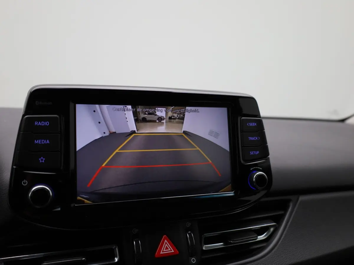 1.0 T-GDi MHEV Comfort | APPLE CARPLAY | ANDROID AUTO | ACHTERUITRIJCAMERA | CRUISE CONTROL | CLIMATE CONTROL | DAB RADIO | MULTIFUNCTIONEEL STUURWIEL |