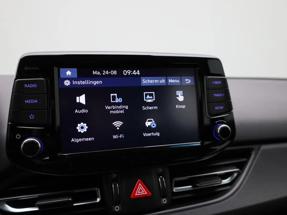1.0 T-GDi MHEV Comfort | APPLE CARPLAY | ANDROID AUTO | ACHTERUITRIJCAMERA | CRUISE CONTROL | CLIMATE CONTROL | DAB RADIO | MULTIFUNCTIONEEL STUURWIEL |