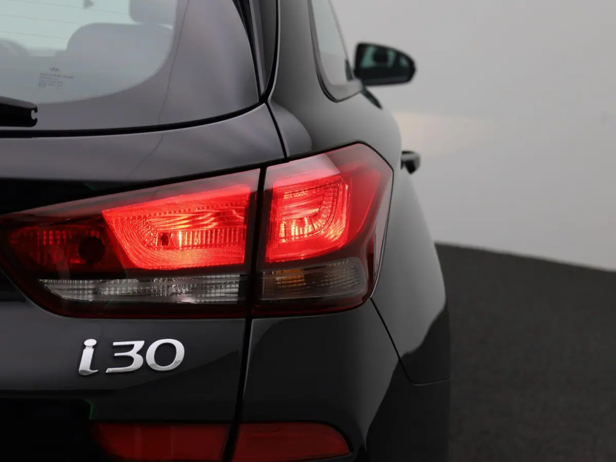 1.0 T-GDi MHEV Comfort | APPLE CARPLAY | ANDROID AUTO | ACHTERUITRIJCAMERA | CRUISE CONTROL | CLIMATE CONTROL | DAB RADIO | MULTIFUNCTIONEEL STUURWIEL |