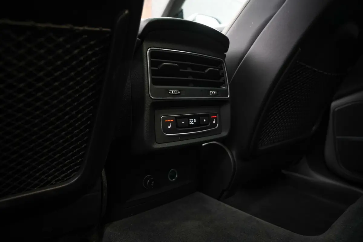 60 TFSI e quattro Competition B&O Panodak Carbon 360 Cam Dode Hoek ACC Stoelventilatie