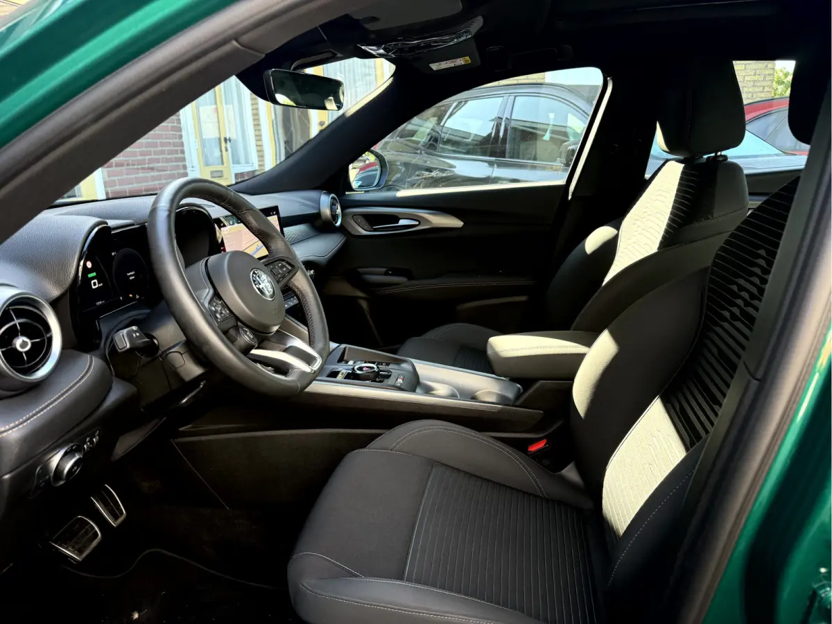 1.5T Hybrid Edizione Business NL.Auto, Panoramadak, Trekhaak