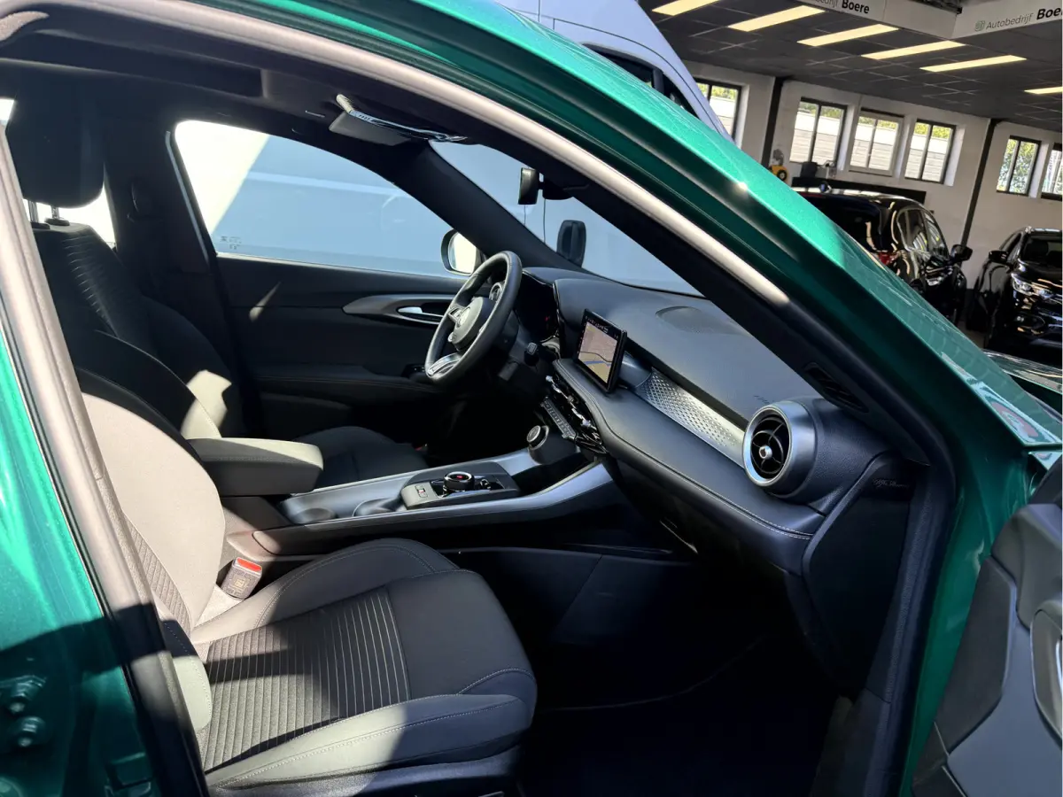 1.5T Hybrid Edizione Business NL.Auto, Panoramadak, Trekhaak
