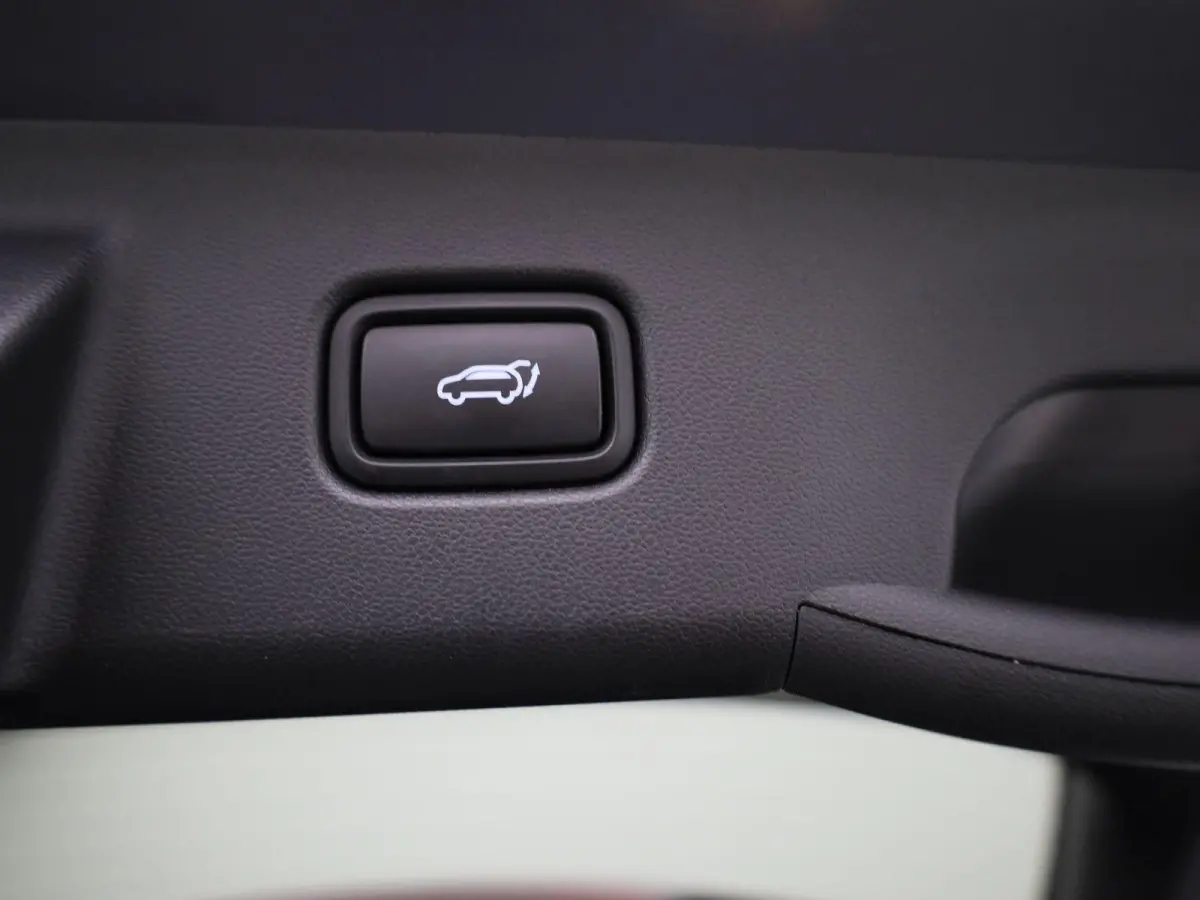 1.6 T-GDI MHEV N Line | APPLE CARPLAY - ANDROID AUTO | STOELVERWARMING + STUURWIEL VERWARMING | ACHTERUIRIJCAMERA | CRUISE CONTROL | STOELVERKOELING | AUTOMATISCHE ACHTERKLEP |