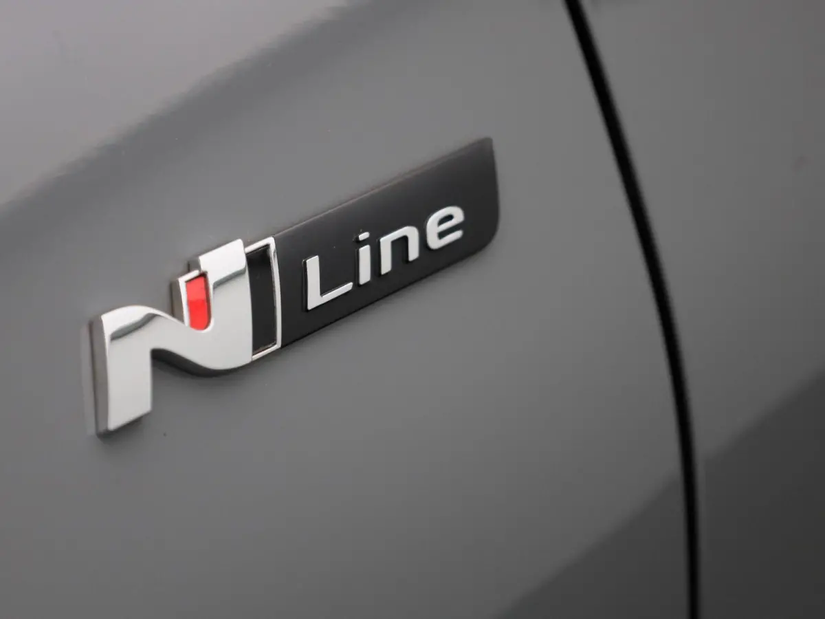 1.6 T-GDI MHEV N Line | APPLE CARPLAY - ANDROID AUTO | STOELVERWARMING + STUURWIEL VERWARMING | ACHTERUIRIJCAMERA | CRUISE CONTROL | STOELVERKOELING | AUTOMATISCHE ACHTERKLEP |