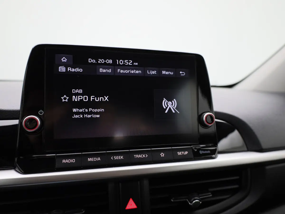 1.0 DPi DynamicLine | ACHTERUITRIJCAMERA | AIRCO | APPLE CARPLAY | ANDROID AUTO | DAB RADIO | LICHTMETALEN VELGEN | 5-DEURS |
