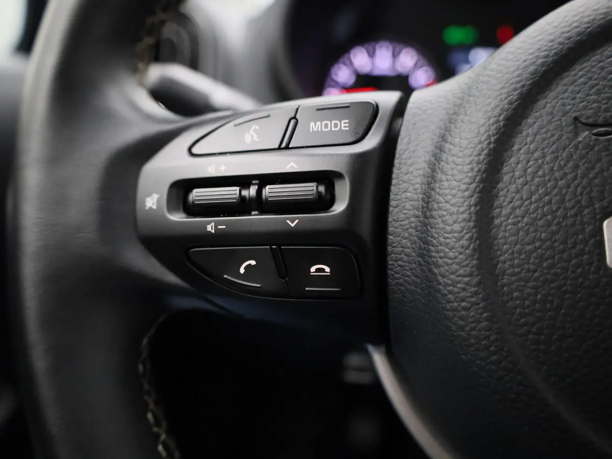 1.0 DPi DynamicLine | ACHTERUITRIJCAMERA | AIRCO | APPLE CARPLAY | ANDROID AUTO | DAB RADIO | LICHTMETALEN VELGEN | 5-DEURS |