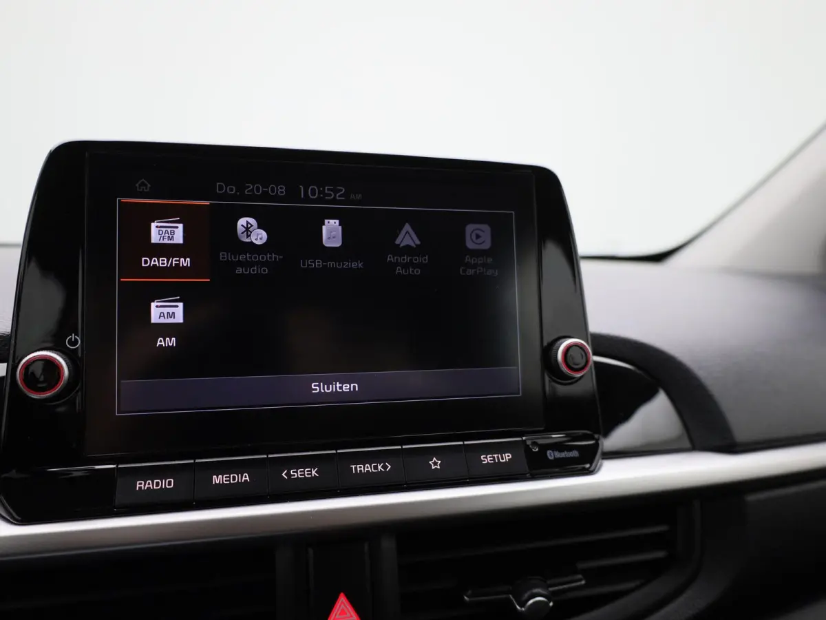 1.0 DPi DynamicLine | ACHTERUITRIJCAMERA | AIRCO | APPLE CARPLAY | ANDROID AUTO | DAB RADIO | LICHTMETALEN VELGEN | 5-DEURS |