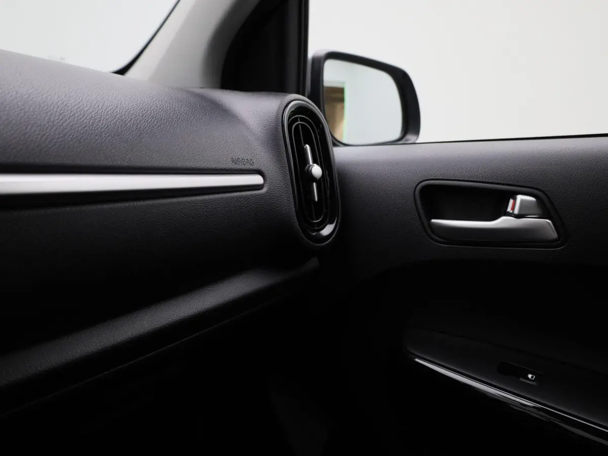 1.0 DPi DynamicLine | ACHTERUITRIJCAMERA | AIRCO | APPLE CARPLAY | ANDROID AUTO | DAB RADIO | LICHTMETALEN VELGEN | 5-DEURS |