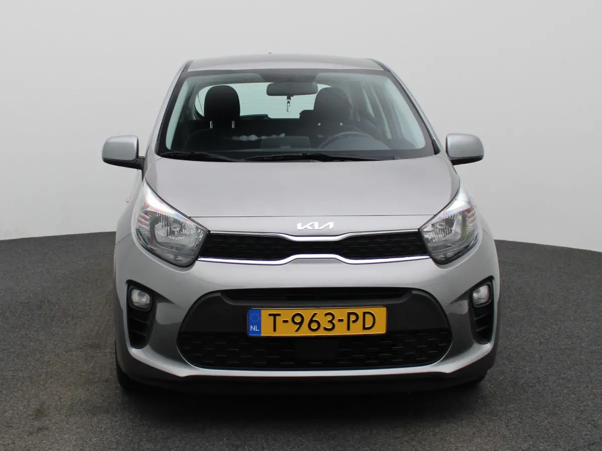 1.0 DPi DynamicLine | ACHTERUITRIJCAMERA | AIRCO | APPLE CARPLAY | ANDROID AUTO | DAB RADIO | LICHTMETALEN VELGEN | 5-DEURS |