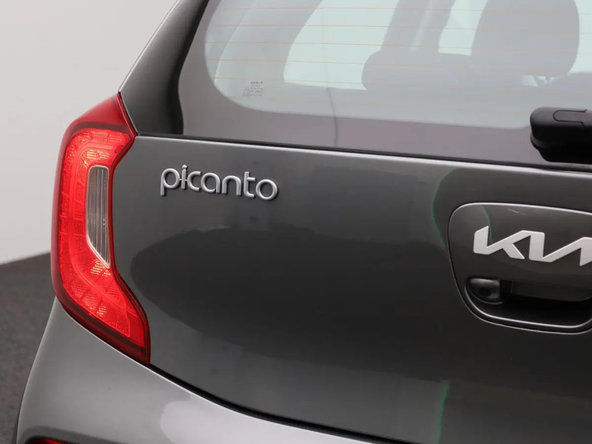 1.0 DPi DynamicLine | ACHTERUITRIJCAMERA | AIRCO | APPLE CARPLAY | ANDROID AUTO | DAB RADIO | LICHTMETALEN VELGEN | 5-DEURS |