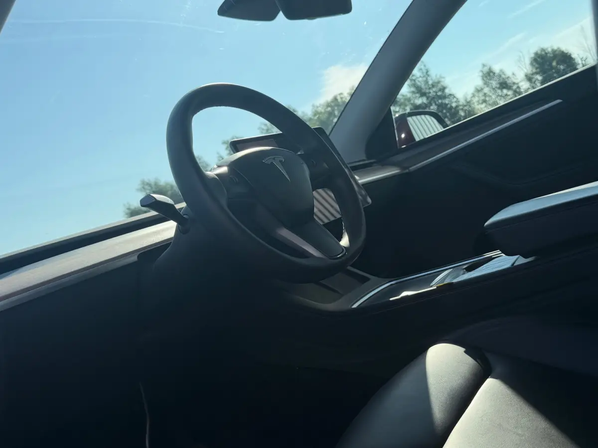 Long Range AWD 75 kWh - Midnight Cherry Red - Trekhaak/Panorama/91%SOH