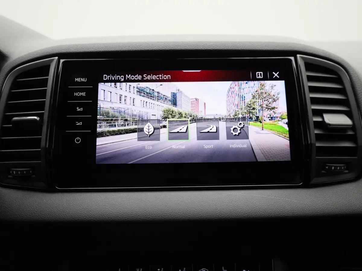 1.5l TSI ACT DSG SPORTLINE | APPLE CARPLAY | ANDROID AUTO | ELEKTRISCHE ACHTERKLEP  | SPORTSTOELEN | STOELVERWARMING | CANTON SOUND SYSTEEM | KEYLESS | PARKEERSENSOREN | ADAPTIVE CRUISE CONT