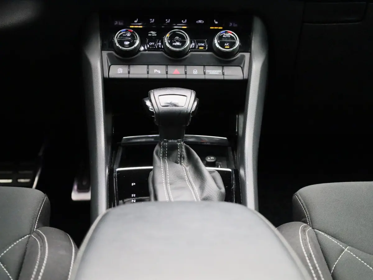 1.5l TSI ACT DSG SPORTLINE | APPLE CARPLAY | ANDROID AUTO | ELEKTRISCHE ACHTERKLEP  | SPORTSTOELEN | STOELVERWARMING | CANTON SOUND SYSTEEM | KEYLESS | PARKEERSENSOREN | ADAPTIVE CRUISE CONT