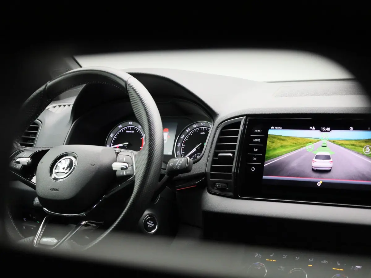 1.5l TSI ACT DSG SPORTLINE | APPLE CARPLAY | ANDROID AUTO | ELEKTRISCHE ACHTERKLEP  | SPORTSTOELEN | STOELVERWARMING | CANTON SOUND SYSTEEM | KEYLESS | PARKEERSENSOREN | ADAPTIVE CRUISE CONT