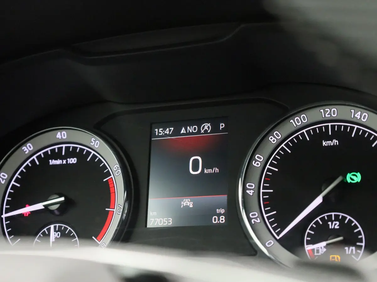 1.5l TSI ACT DSG SPORTLINE | APPLE CARPLAY | ANDROID AUTO | ELEKTRISCHE ACHTERKLEP  | SPORTSTOELEN | STOELVERWARMING | CANTON SOUND SYSTEEM | KEYLESS | PARKEERSENSOREN | ADAPTIVE CRUISE CONT