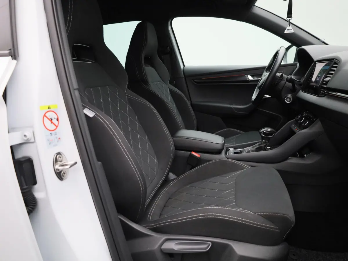 1.5l TSI ACT DSG SPORTLINE | APPLE CARPLAY | ANDROID AUTO | ELEKTRISCHE ACHTERKLEP  | SPORTSTOELEN | STOELVERWARMING | CANTON SOUND SYSTEEM | KEYLESS | PARKEERSENSOREN | ADAPTIVE CRUISE CONT