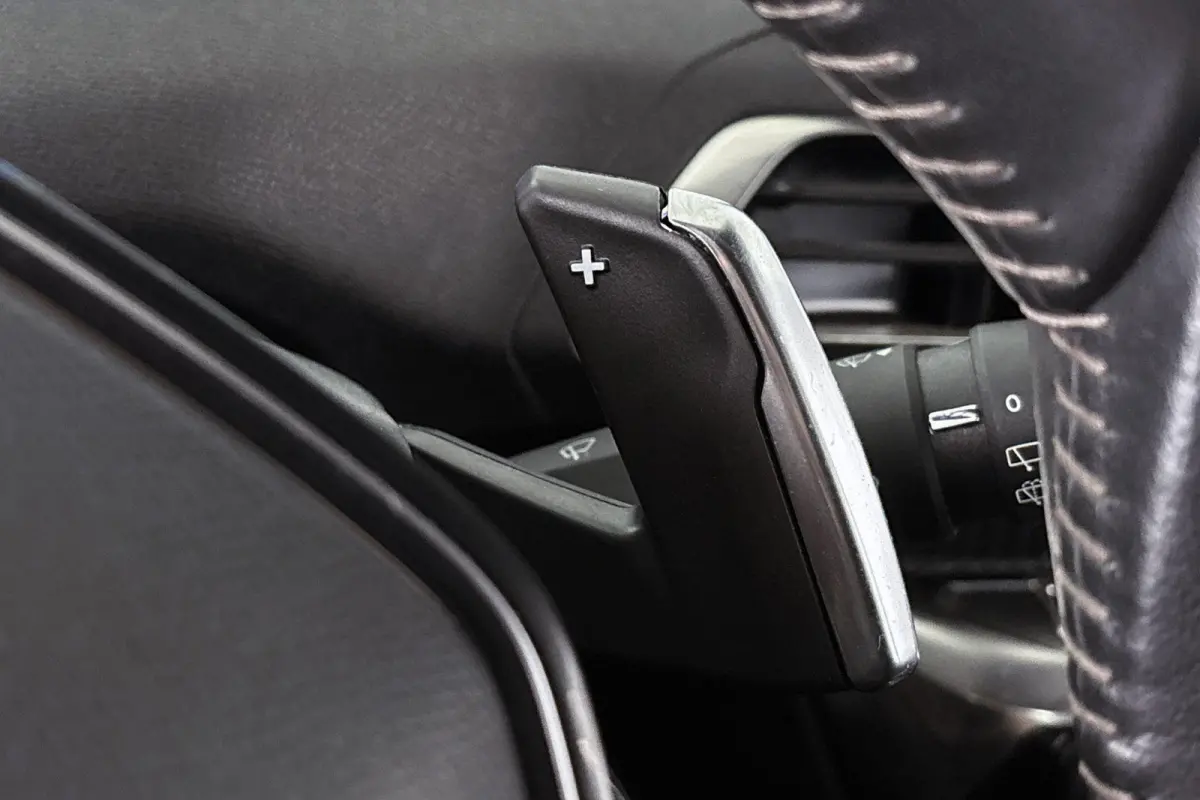 1.6 HYbrid 225 Allure SOH 100% Apple CarPlay Achteruitrijcamera