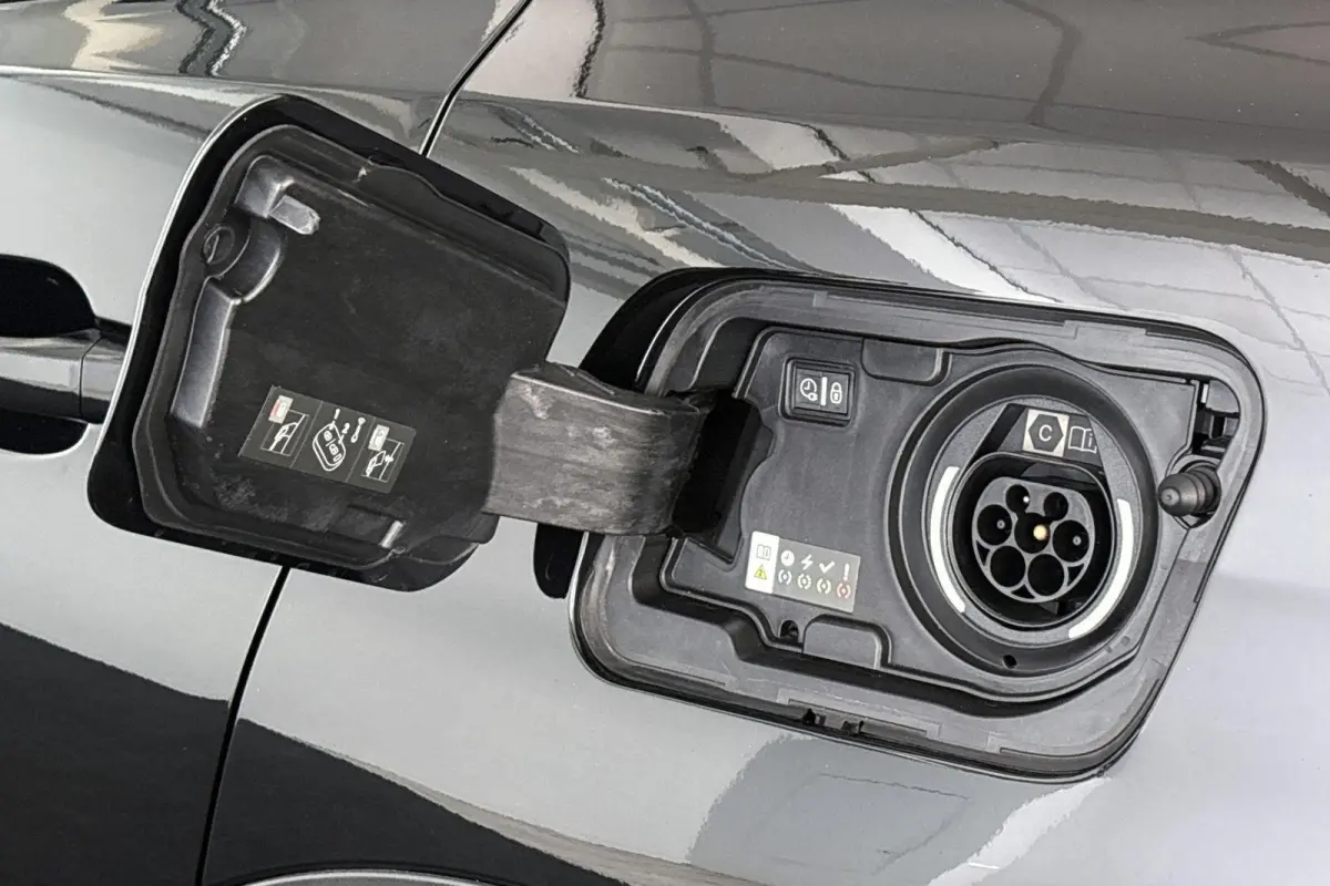 1.6 HYbrid 225 Allure SOH 100% Apple CarPlay Achteruitrijcamera