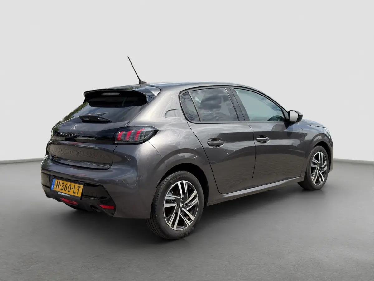 1.2 PureTech Blue Lease Allure Camera | Parkeersensoren | Full map navigatie | Carplay/android auto |