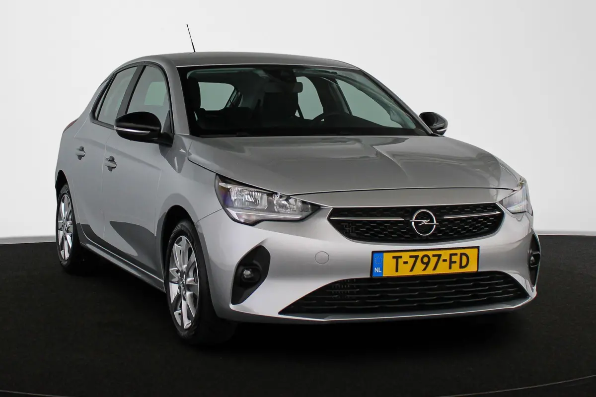 1.2 Level 2 Achteruitrijcamera Parkeersensoren Apple CarPlay