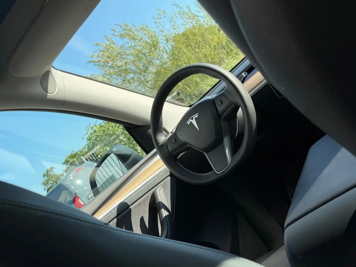 Long Range AWD 75 kWh - Pearl White - Panorama/92,2% SOH - Topstaat