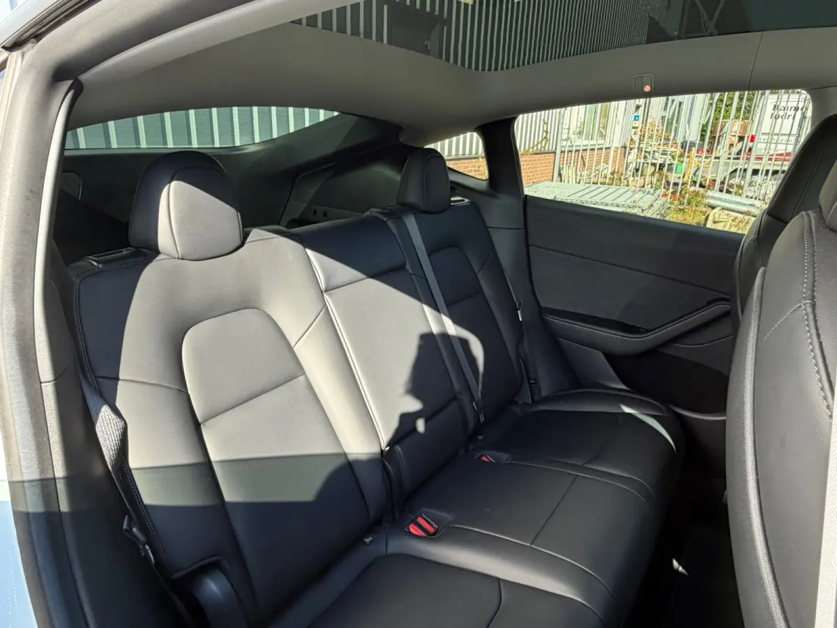Long Range AWD 75 kWh - Pearl White - Panorama/92,2% SOH - Topstaat